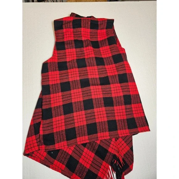 Rewind Red Black Buffalo Plaid Hooded Fringe Vest Scarf Front Plus Size 1X - Picture 4 of 7